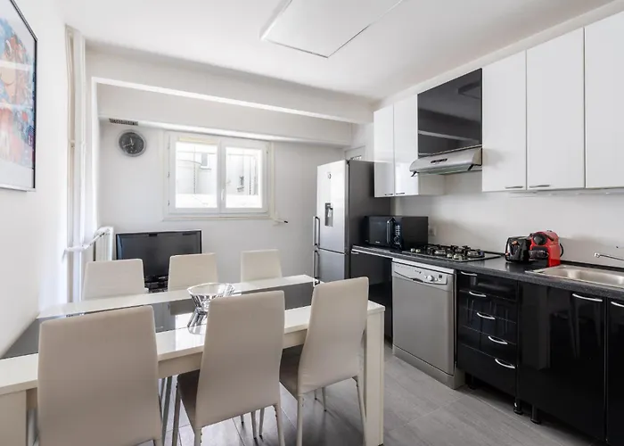 Apartment Bright & Contemporary 2bd Paris